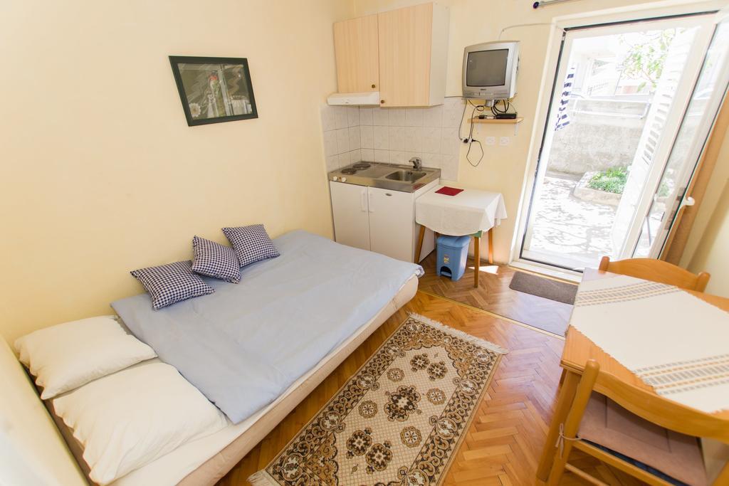 Studios Jakov Makarska Extérieur photo